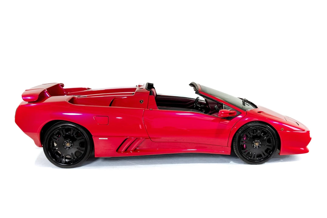 1996 Lamborghini Diablo VT - Image 25 of 31