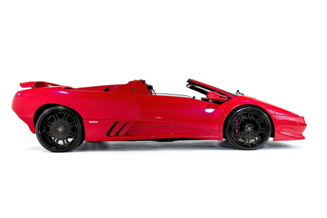 1996 Lamborghini Diablo VT - Image 23 of 31