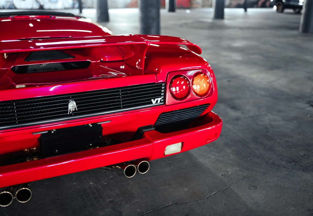 1996 Lamborghini Diablo VT - Image 30 of 31