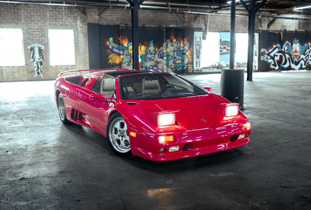 1996 Lamborghini Diablo VT - Image 17 of 31