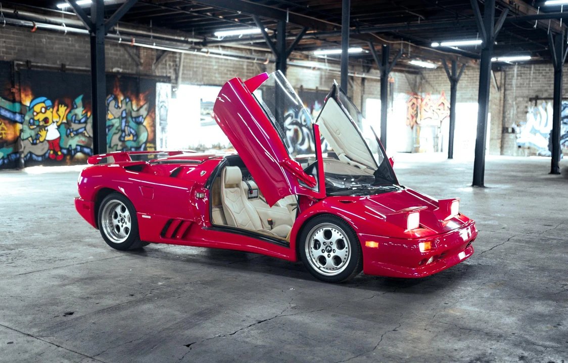 1996 Lamborghini Diablo VT - Image 24 of 31