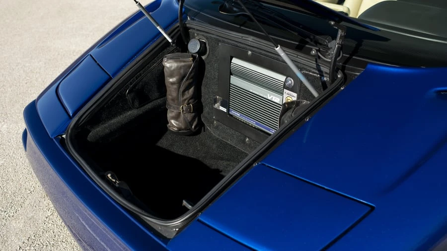 1996 Lamborghini Diablo VT - Image 25 of 31