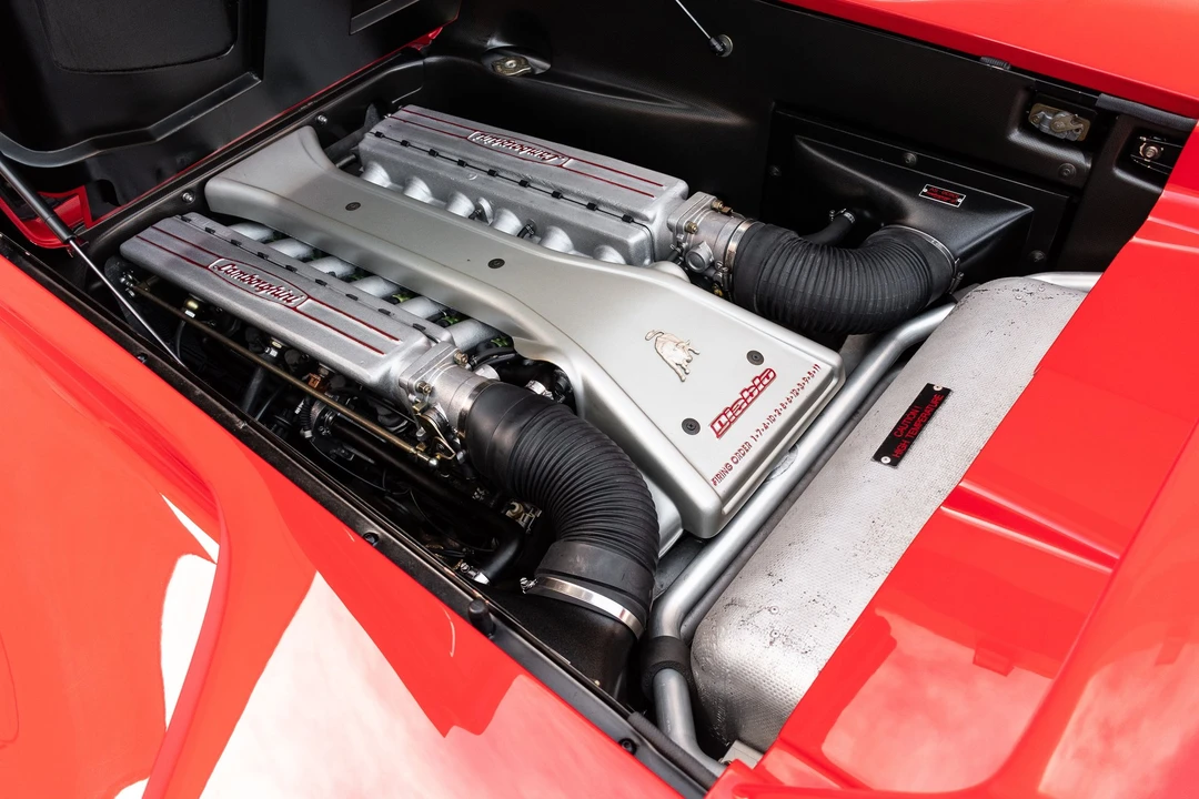 1996 Lamborghini Diablo VT - Image 28 of 31