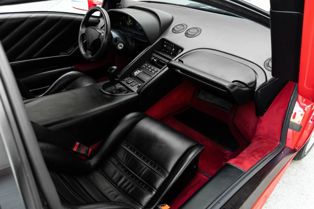 1996 Lamborghini Diablo VT - Image 22 of 31