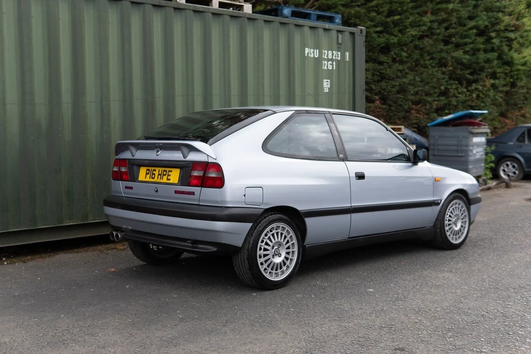 1996 Lancia Delta 2nd Gen - Image 5 of 30