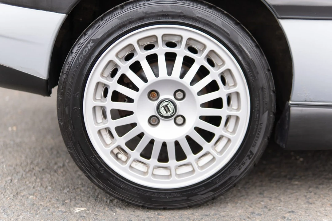 1996 Lancia Delta 2nd Gen - Image 13 of 30
