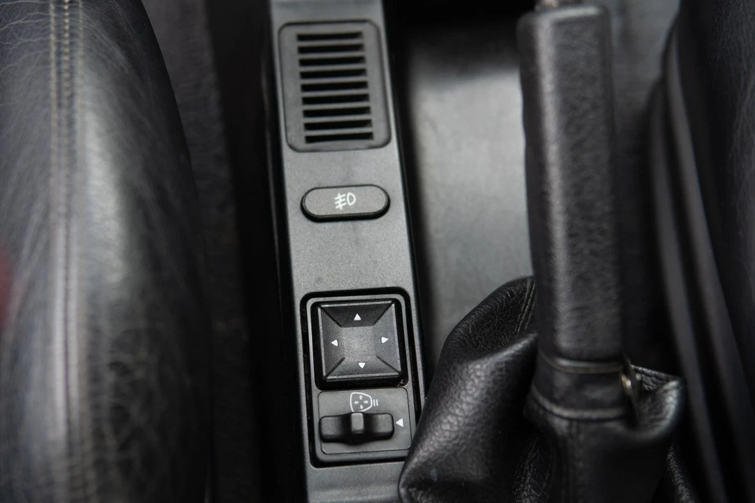 1996 Lancia Delta 2nd Gen - Image 11 of 30