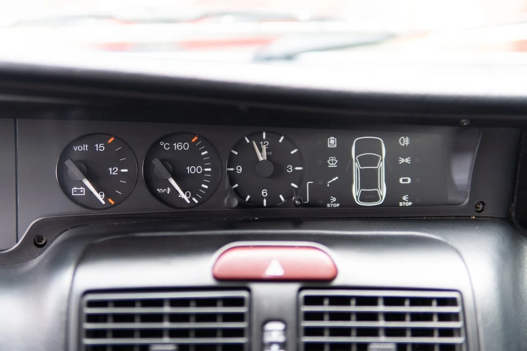 1996 Lancia Delta 2nd Gen - Image 18 of 30