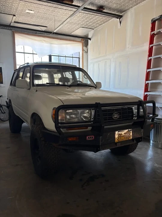 1996 Lexus LX 1st Gen - Image 2 of 3
