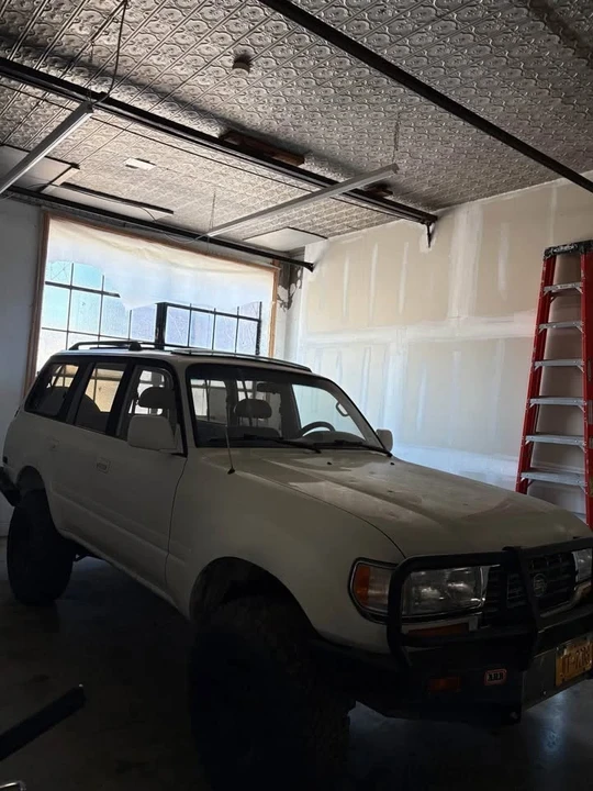 1996 Lexus LX 1st Gen - Image 3 of 3