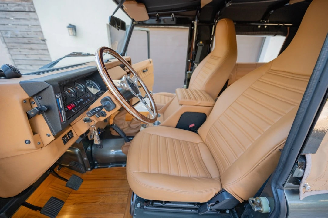 1996 Land Rover Defender - Image 9 of 26