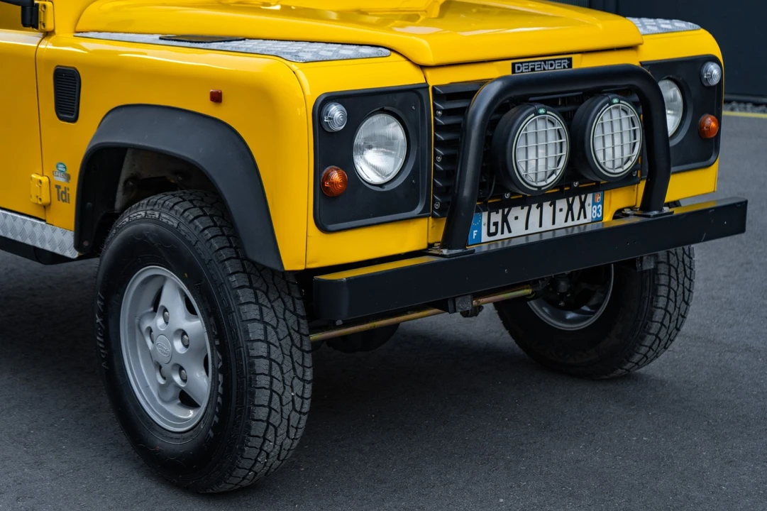 1996 Land Rover Defender - Image 11 of 31