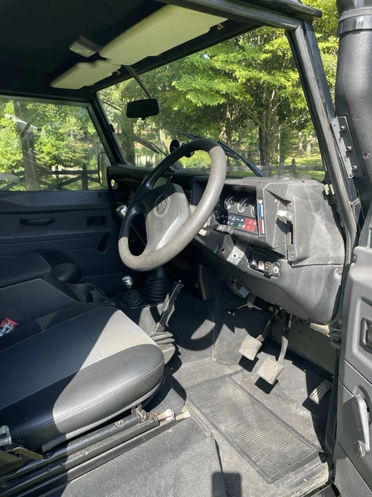 1996 Land Rover Defender - Image 5 of 9