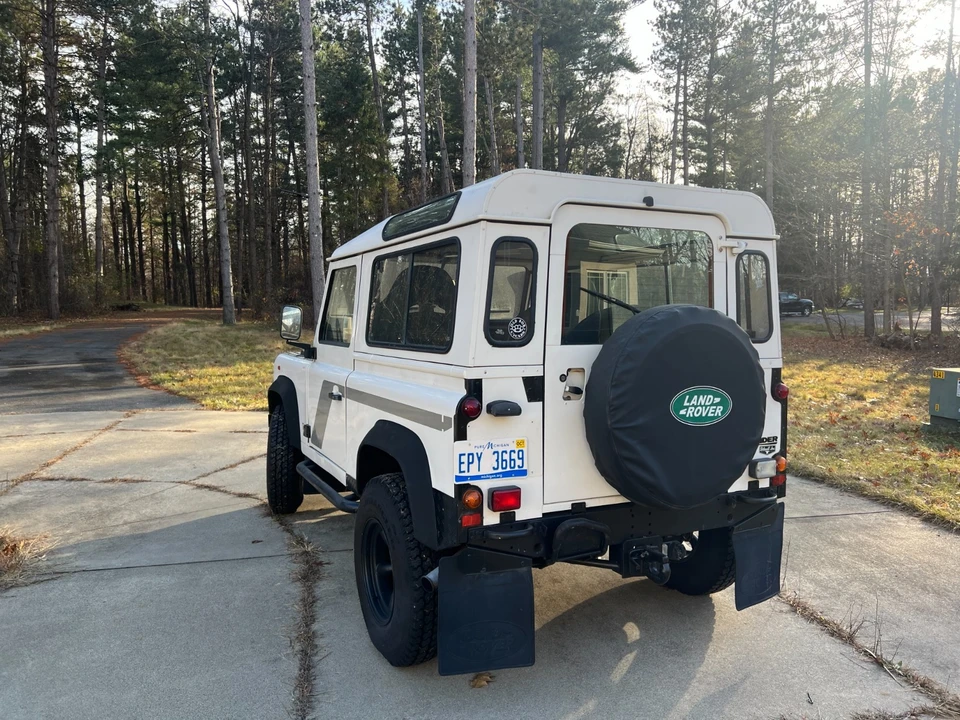 1996 Land Rover Defender - Image 5 of 20
