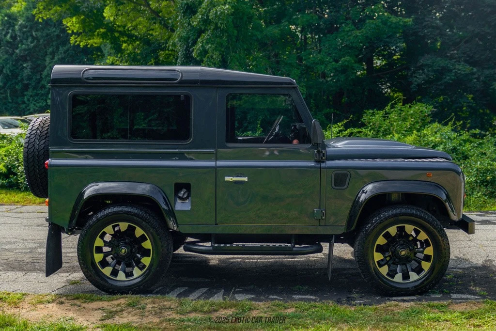 1996 Land Rover Defender 90 - Image 9 of 12