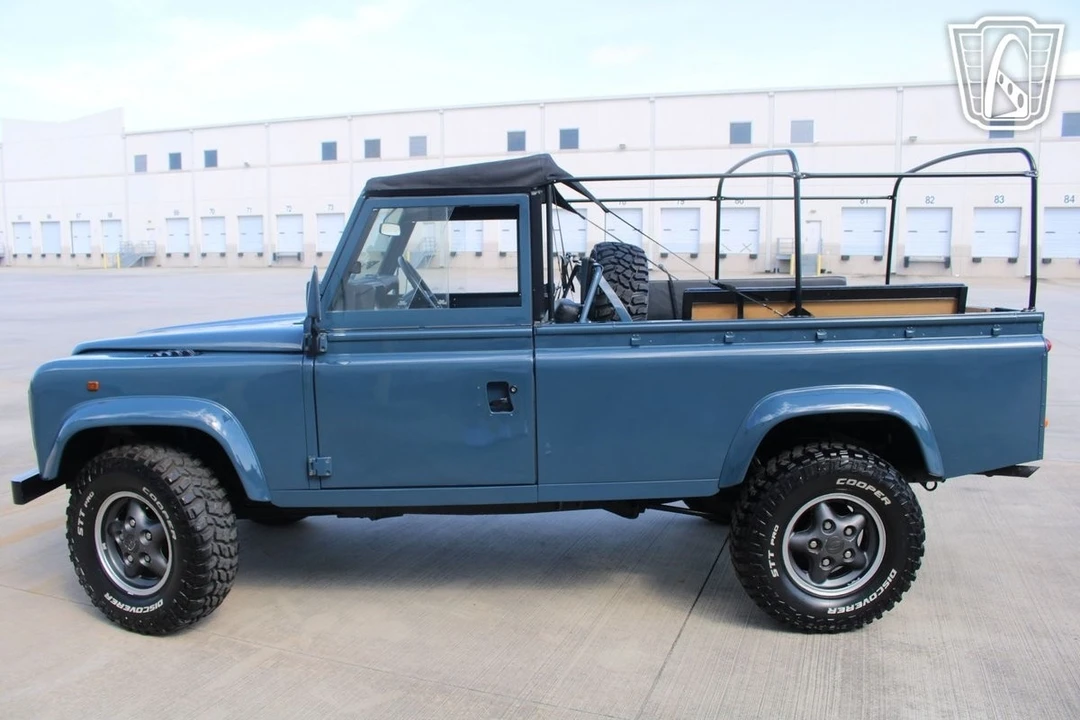 1996 Land Rover Defender - Image 5 of 12