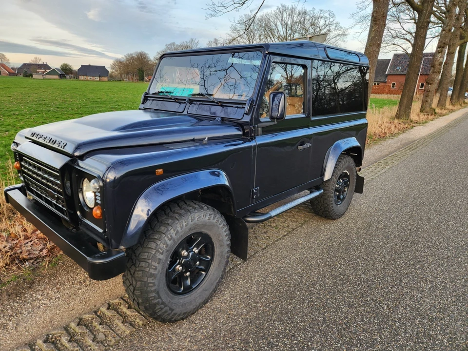 1996 Land Rover Defender 90 - Image 3 of 21