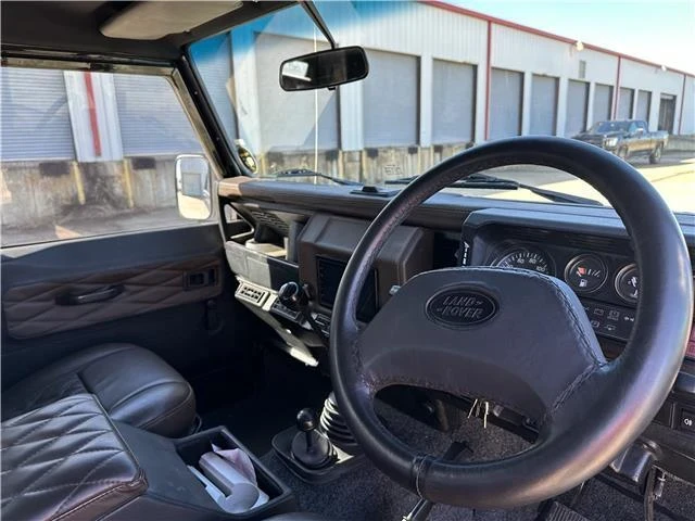 1996 Land Rover Defender 90 - Image 11 of 12