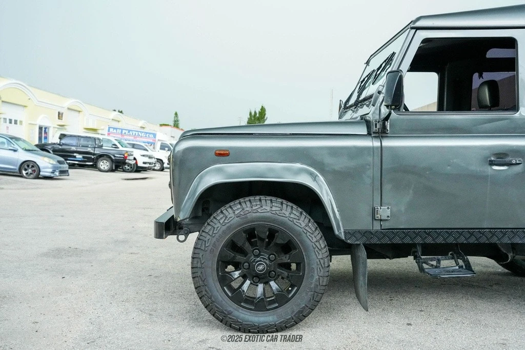 1996 Land Rover Defender - Image 4 of 12
