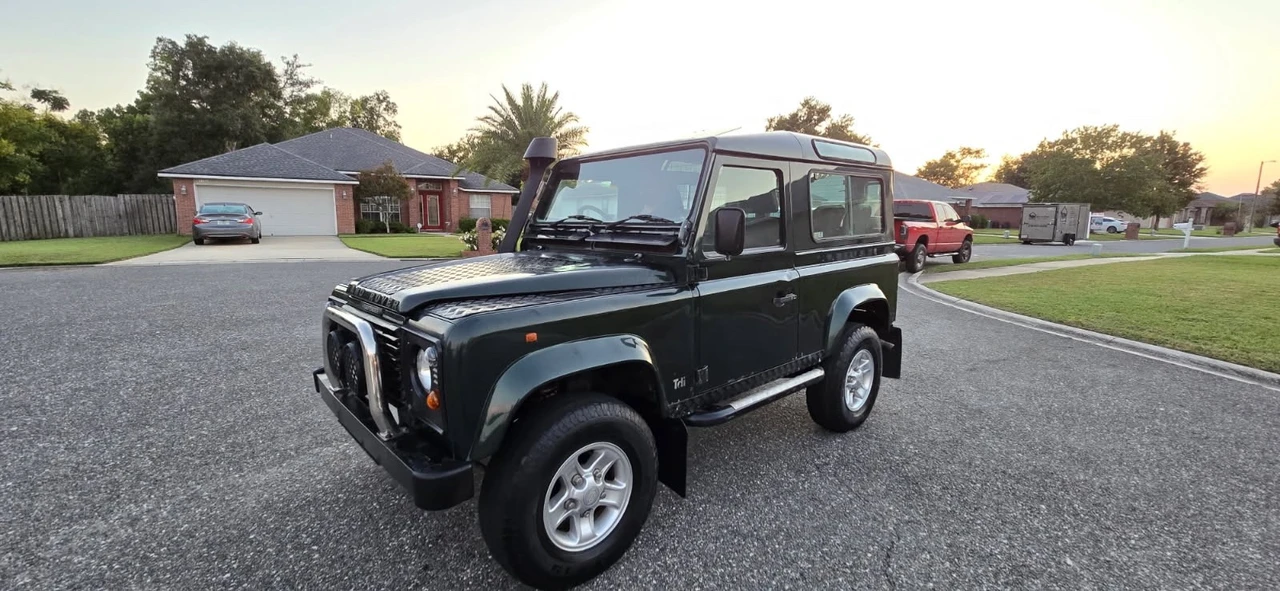 1996 Land Rover Defender - Image 2 of 10