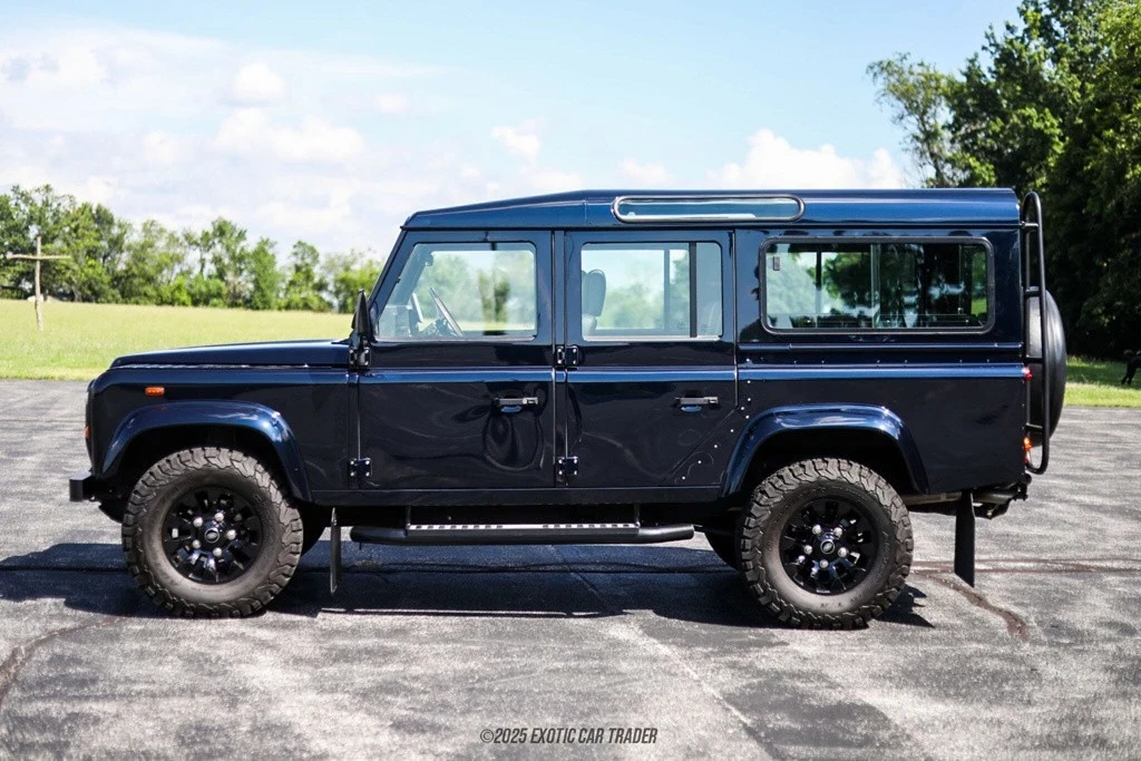 1996 Land Rover Defender 110 - Image 3 of 12