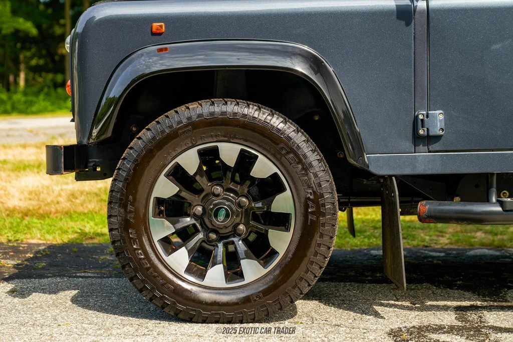1996 Land Rover Defender 90 - Image 4 of 12