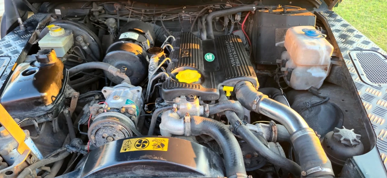 1996 Land Rover Defender - Image 10 of 10