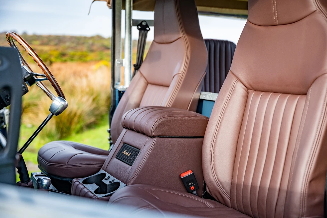 1996 Land Rover Defender - Image 15 of 21