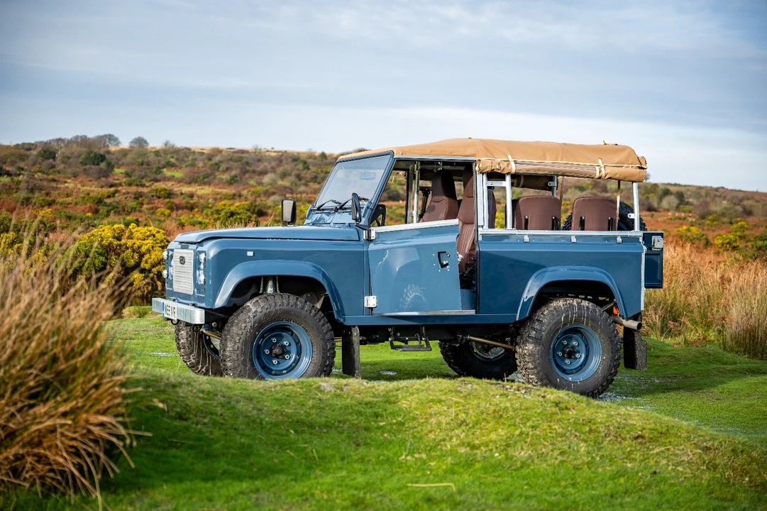 1996 Land Rover Defender - Image 7 of 21