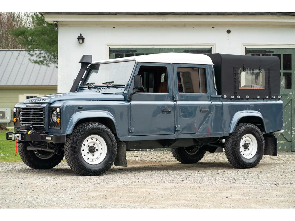 1996 Land Rover Defender 110 - Image 6 of 31