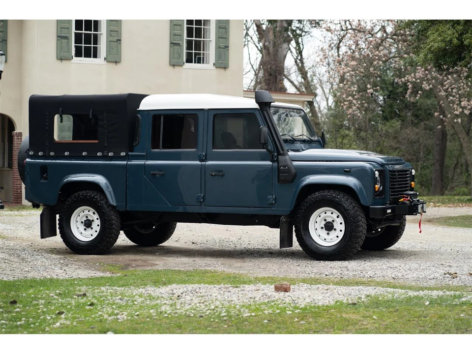 1996 Land Rover Defender 110 - Image 16 of 31