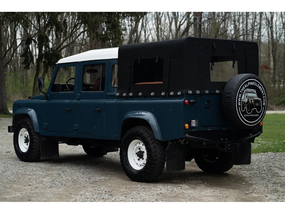 1996 Land Rover Defender 110 - Image 19 of 31