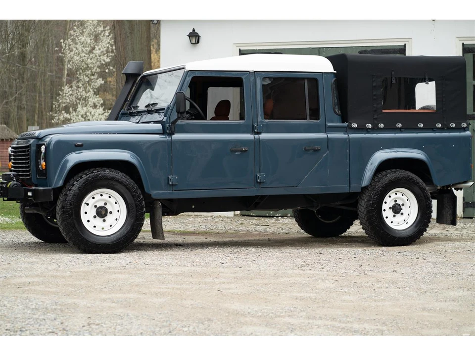 1996 Land Rover Defender 110 - Image 23 of 31
