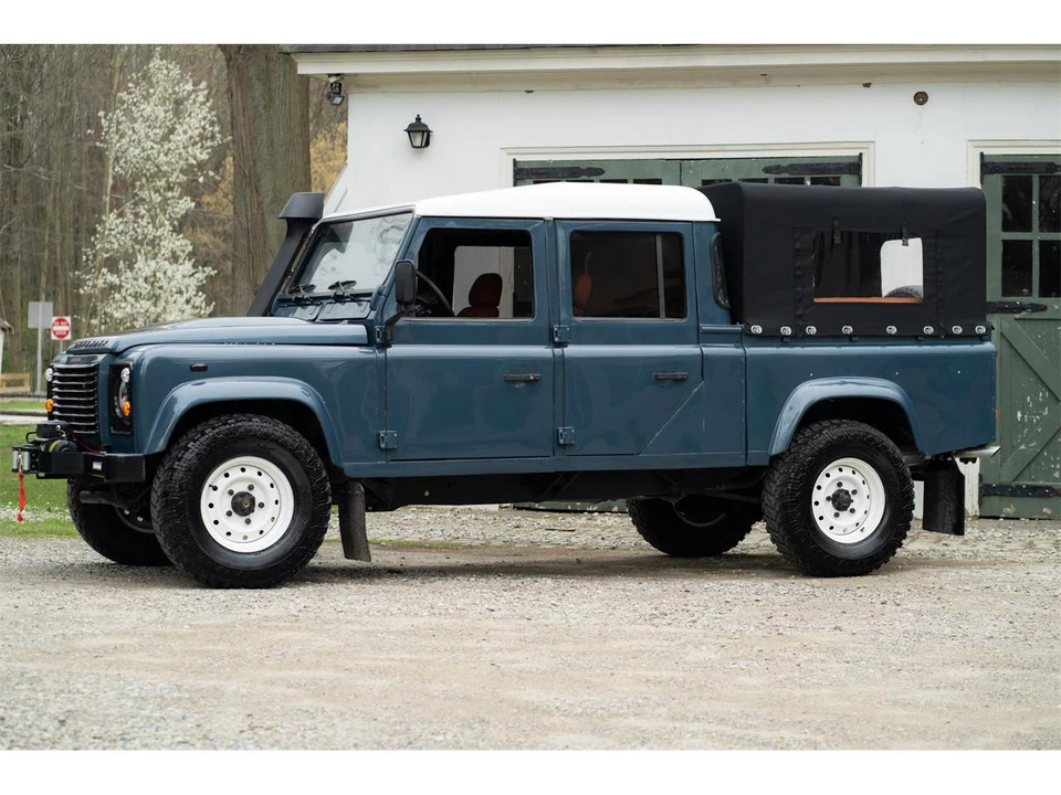 1996 Land Rover Defender 110 - Image 24 of 31