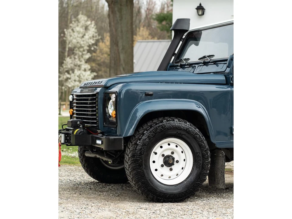1996 Land Rover Defender 110 - Image 28 of 31