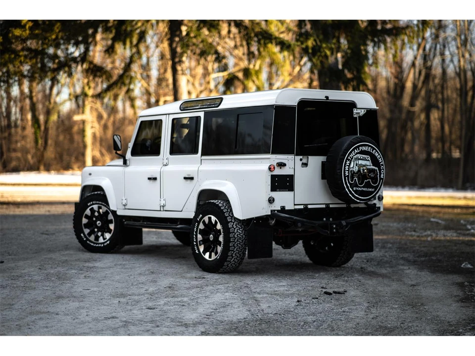 1996 Land Rover Defender 110 - Image 7 of 31