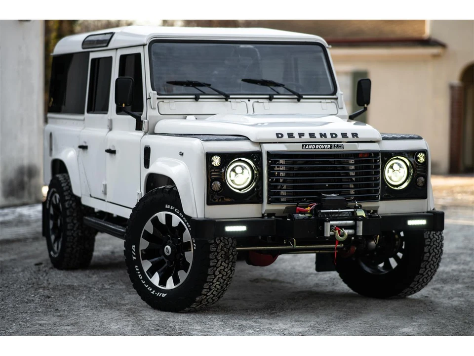 1996 Land Rover Defender 110 - Image 8 of 31