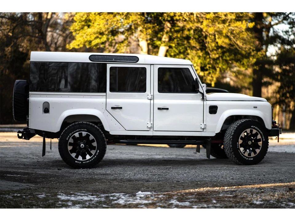 1996 Land Rover Defender 110 - Image 14 of 31
