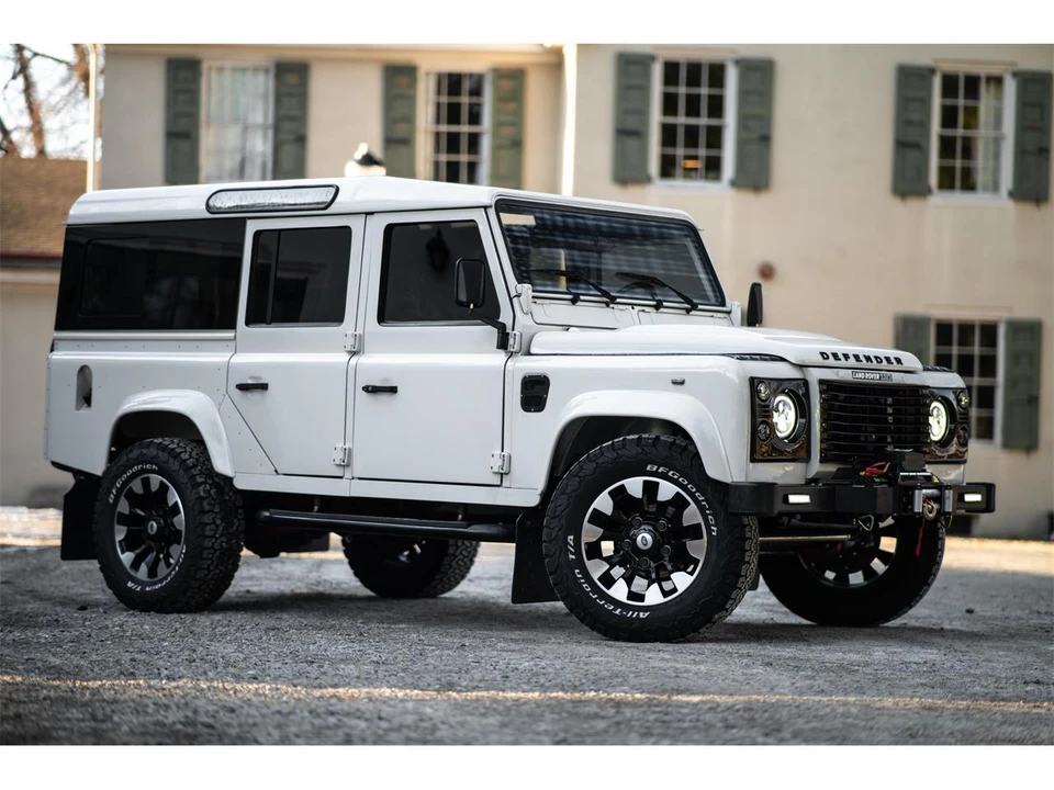 1996 Land Rover Defender 110 - Image 16 of 31