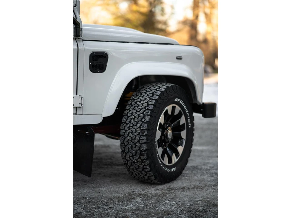 1996 Land Rover Defender 110 - Image 22 of 31