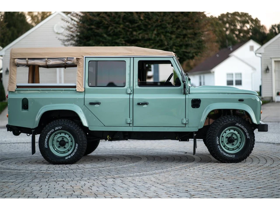 1996 Land Rover Defender 110 - Image 16 of 16