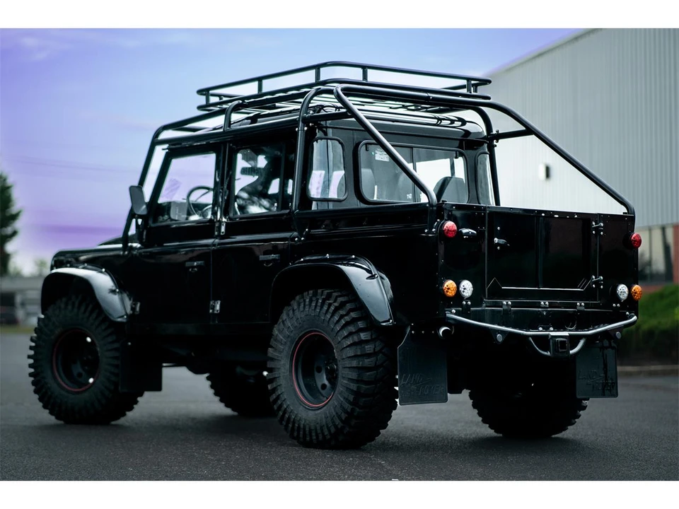 1996 Land Rover Defender 110 - Image 4 of 23