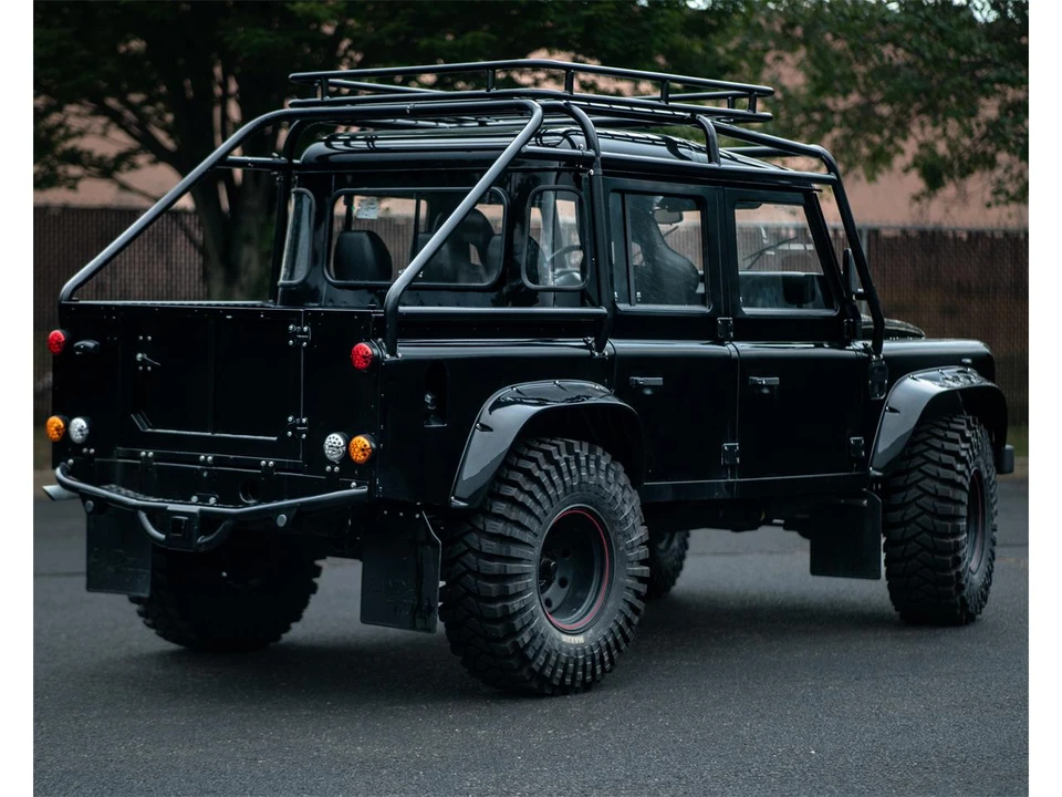 1996 Land Rover Defender 110 - Image 18 of 23