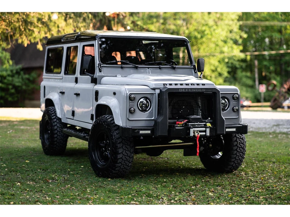 1996 Land Rover Defender 110 - Image 7 of 31