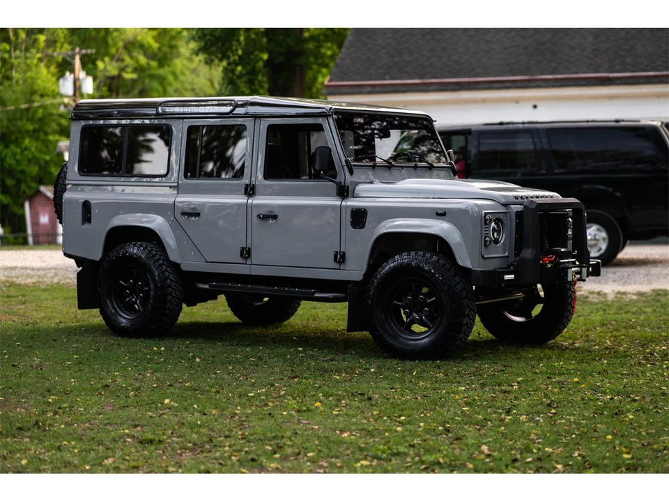 1996 Land Rover Defender 110 - Image 16 of 31