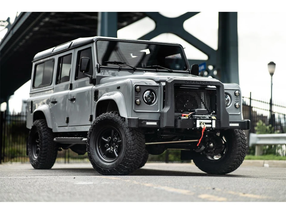 1996 Land Rover Defender 110 - Image 15 of 31