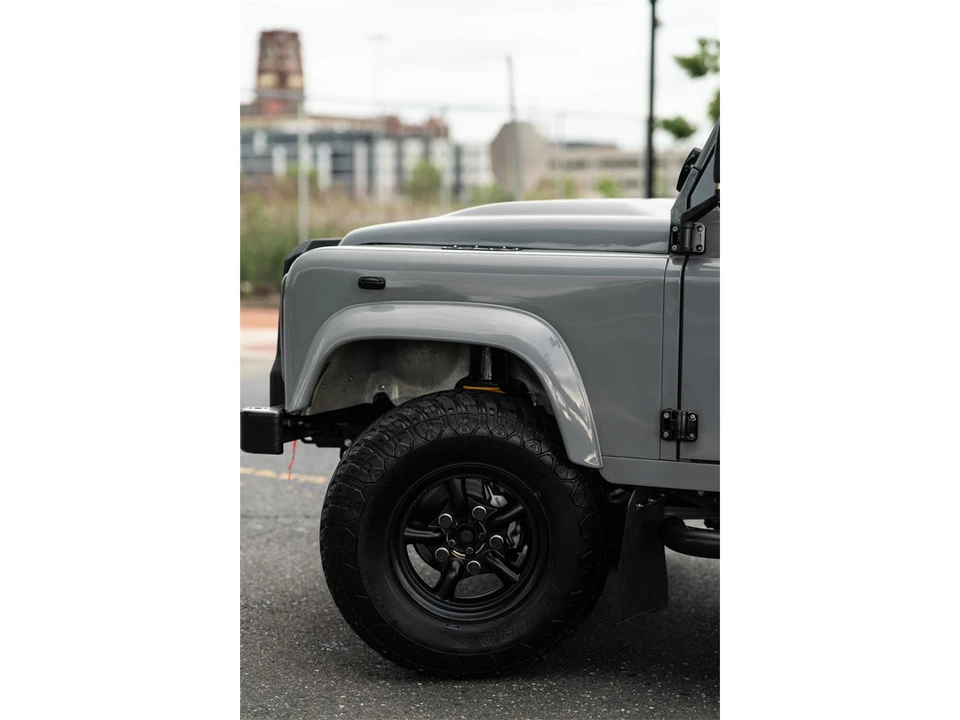 1996 Land Rover Defender 110 - Image 26 of 31