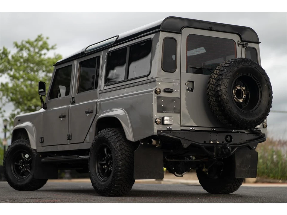 1996 Land Rover Defender 110 - Image 28 of 31