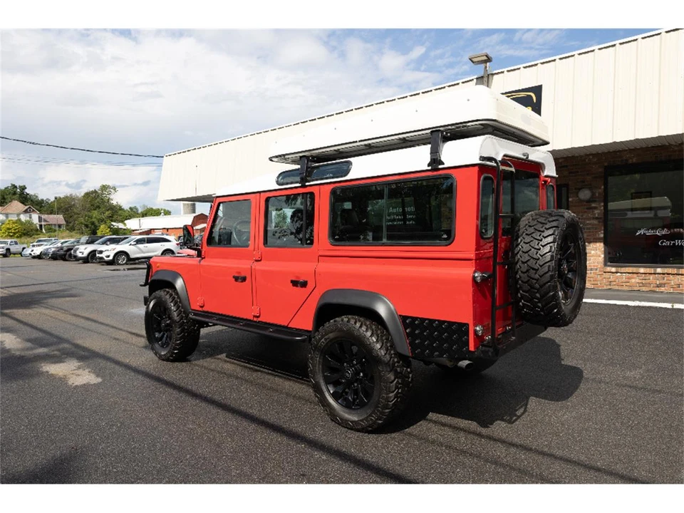 1996 Land Rover Defender 110 - Image 4 of 19