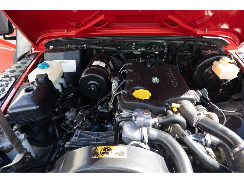1996 Land Rover Defender 110 - Image 18 of 19